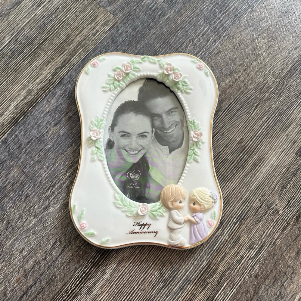 Precious Moments White and Pink Floral Photo Frame